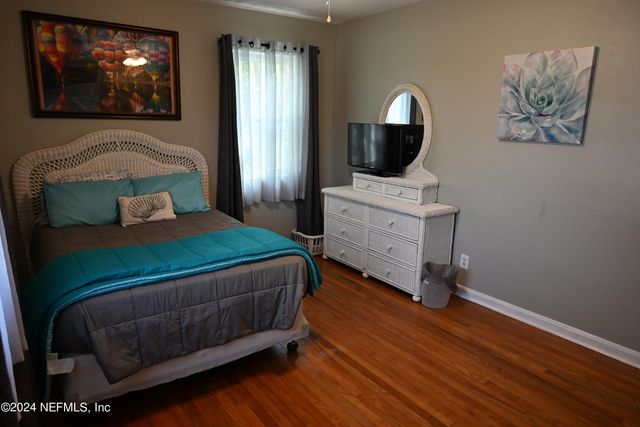 5054 PIRATES COVE Road, Jacksonville, FL 32210