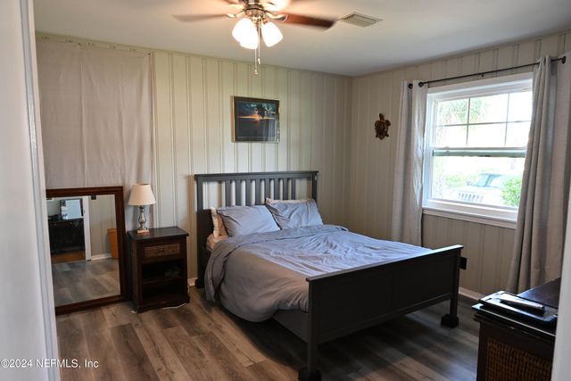 5054 PIRATES COVE Road, Jacksonville, FL 32210