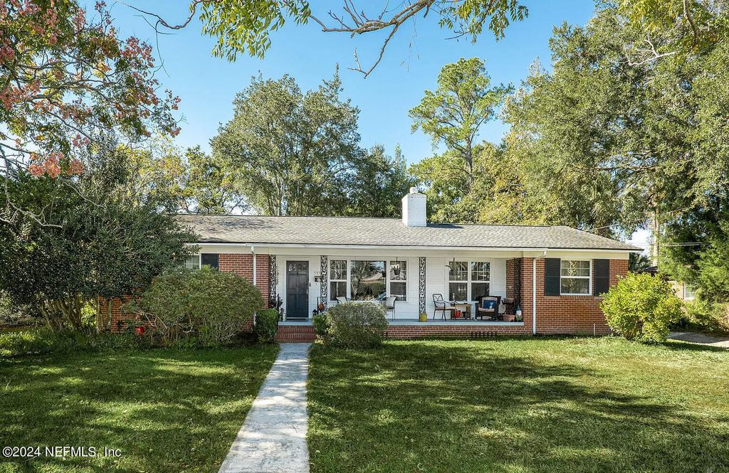 5054 PIRATES COVE Road, Jacksonville, FL 32210