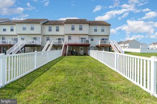 319 MINERAL DR, York, PA 17408