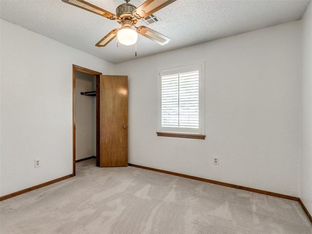 46 Shady Grove Road, Mcloud, OK 74851