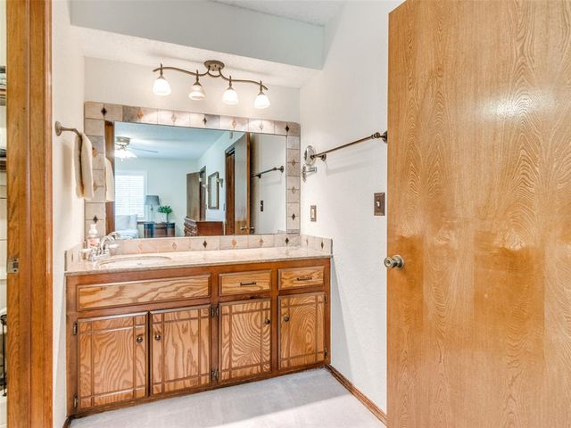 46 Shady Grove Road, Mcloud, OK 74851