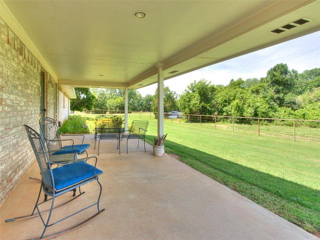 46 Shady Grove Road, Mcloud, OK 74851