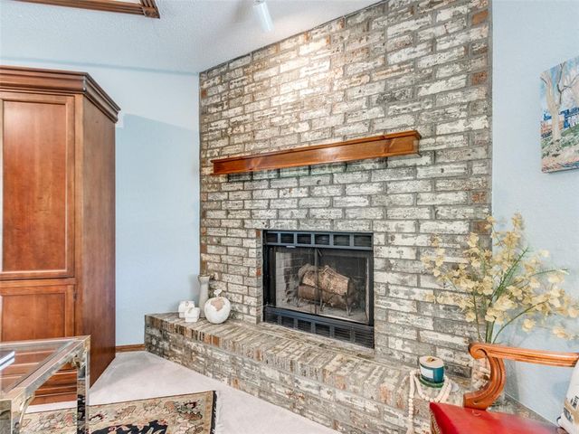 46 Shady Grove Road, Mcloud, OK 74851