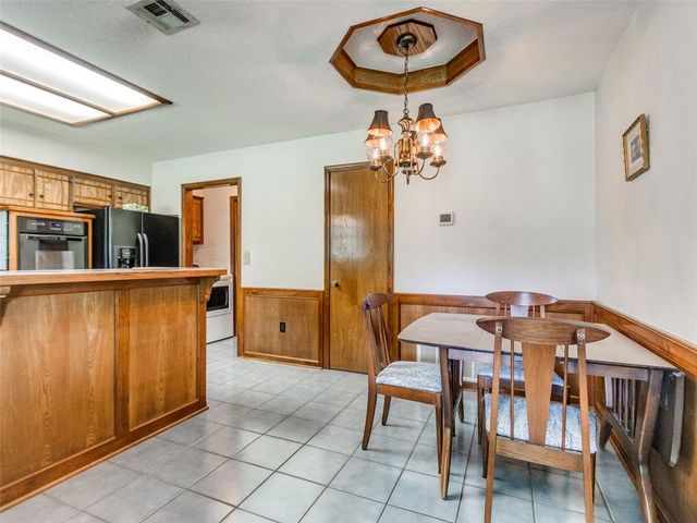 46 Shady Grove Road, Mcloud, OK 74851