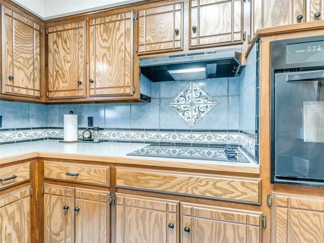 46 Shady Grove Road, Mcloud, OK 74851