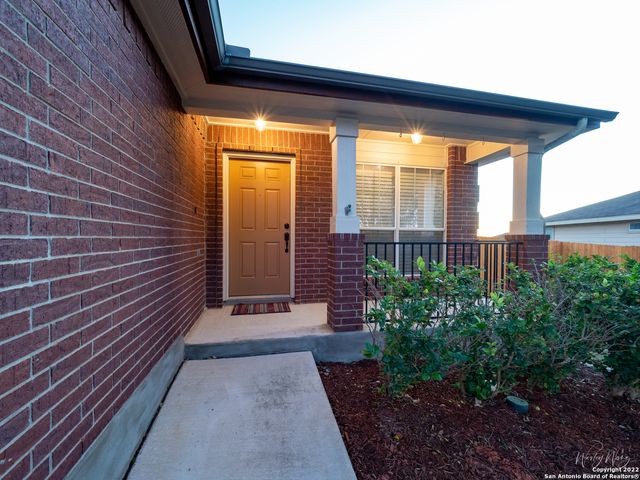 129 CRANE CREST DR, New Braunfels, TX 78130