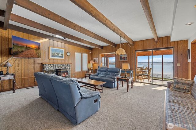 11680 Scott Road, Bow, WA 98232