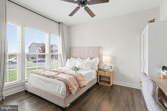 3906 SEABISCUIT WAY, Harrisburg, PA 17112