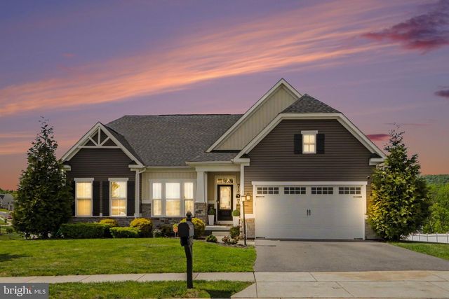 3906 SEABISCUIT WAY, Harrisburg, PA 17112