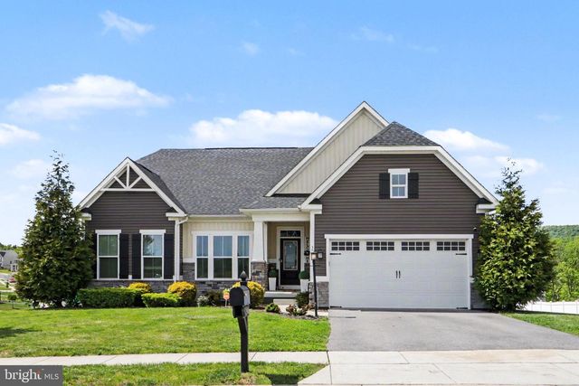 3906 SEABISCUIT WAY, Harrisburg, PA 17112