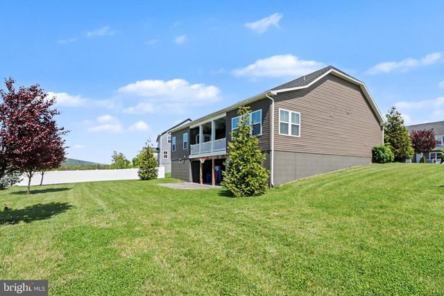 3906 SEABISCUIT WAY, Harrisburg, PA 17112