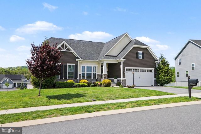 3906 SEABISCUIT WAY, Harrisburg, PA 17112