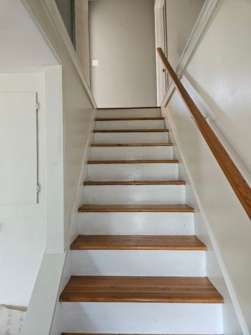 115 Acushnet Rd, Mattapoisett, MA 02739