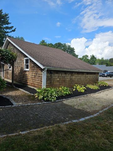 115 Acushnet Rd, Mattapoisett, MA 02739