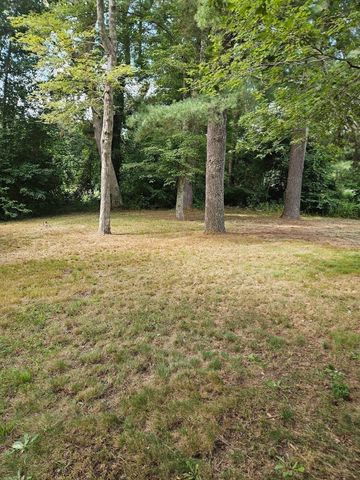 115 Acushnet Rd, Mattapoisett, MA 02739
