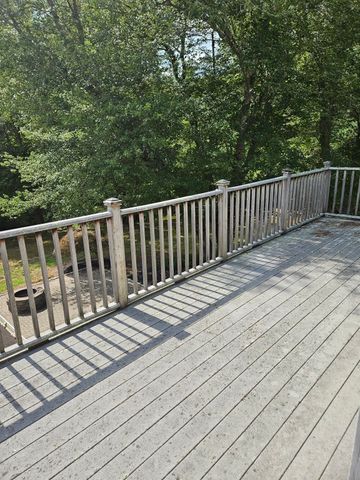 115 Acushnet Rd, Mattapoisett, MA 02739