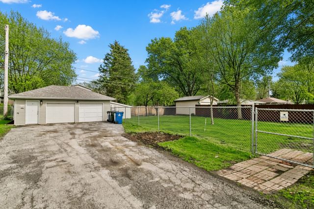 18415 Morris Avenue, Homewood, IL 60430
