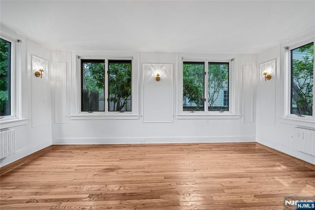 8 Harriot Avenue, Harrington Park, NJ 07640