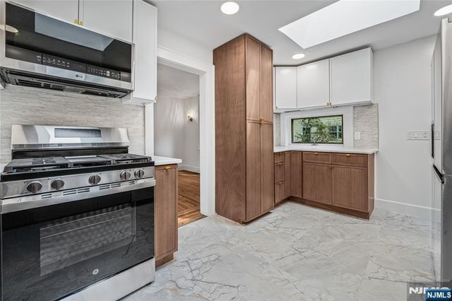 8 Harriot Avenue, Harrington Park, NJ 07640