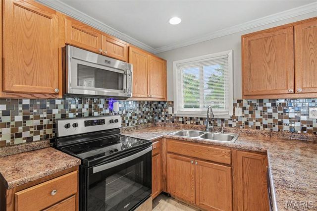 1150 Kostka Lane, Florissant, MO 63031