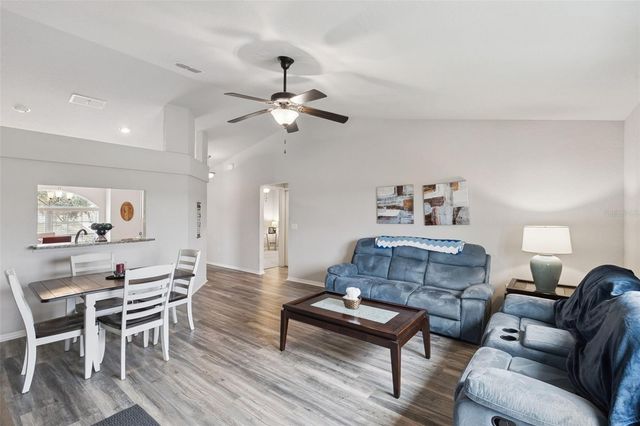 202 HIGHLAND MEADOWS PLACE, Davenport, FL 33837