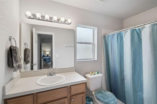 202 HIGHLAND MEADOWS PLACE, Davenport, FL 33837