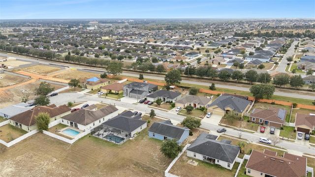 202 HIGHLAND MEADOWS PLACE, Davenport, FL 33837