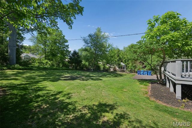 9743 Tesson Ferry Road, St Louis, MO 63123