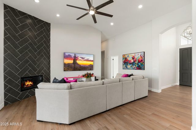 5456 E WOODRIDGE Drive, Scottsdale, AZ 85254