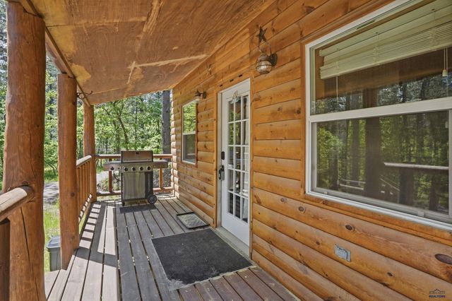 12157 WARREN LOOP, Sturgis, SD 57785