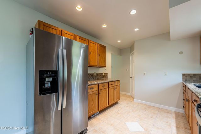 107 Valley Court, Jacksonville, NC 28540