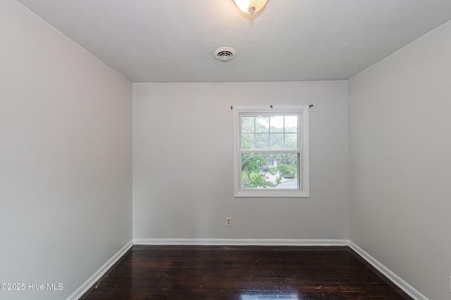 107 Valley Court, Jacksonville, NC 28540
