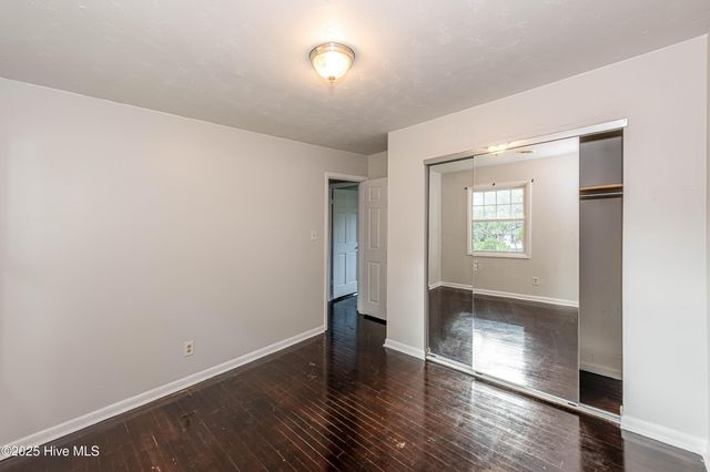 107 Valley Court, Jacksonville, NC 28540