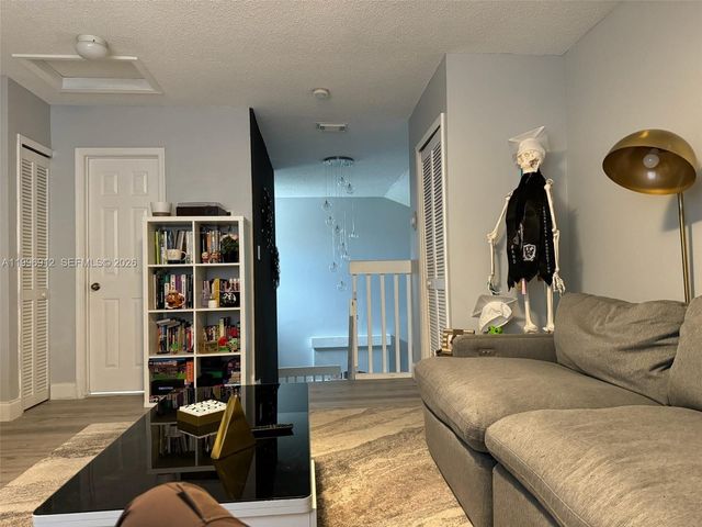 8353 SW 161st Pl, Miami, FL 33193