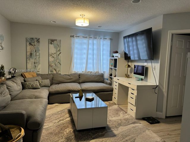 8353 SW 161st Pl, Miami, FL 33193