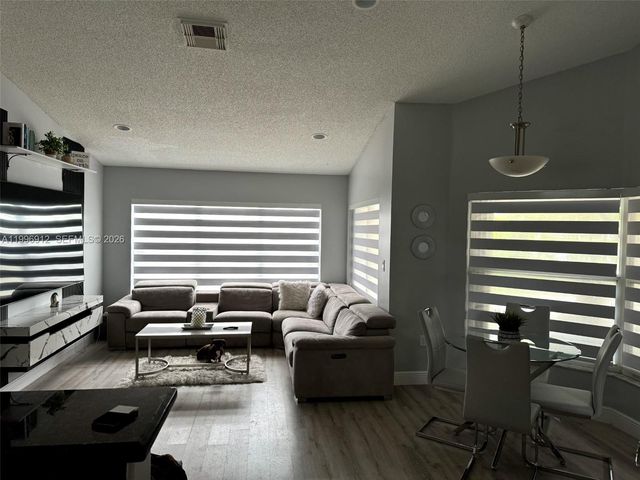 8353 SW 161st Pl, Miami, FL 33193