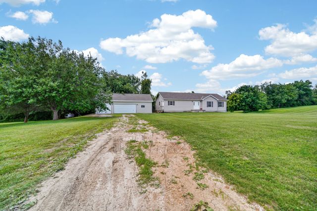 181 40th Avenue, Runnells, IA 50237