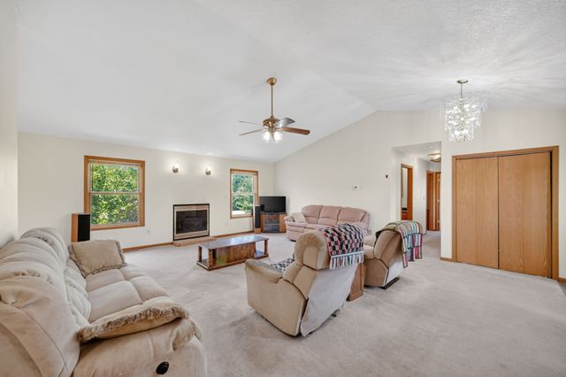 181 40th Avenue, Runnells, IA 50237