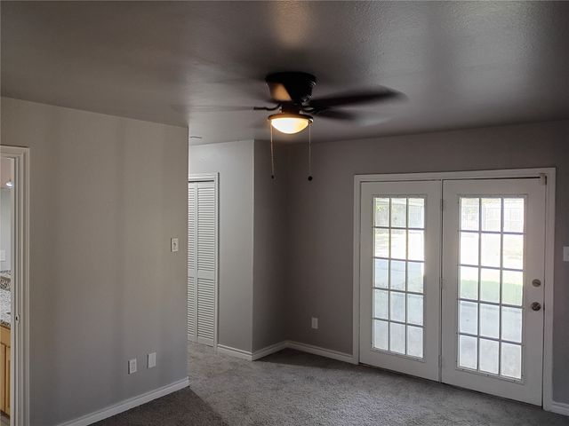 208 Almond Street, Waxahachie, TX 75165