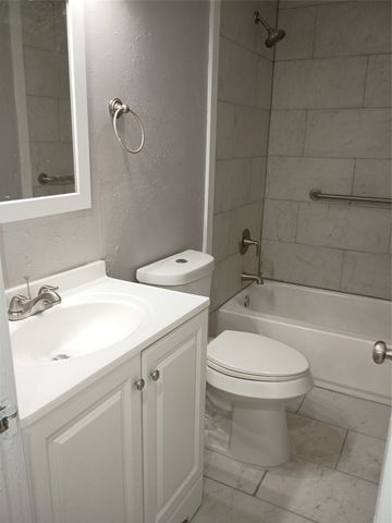 208 Almond Street, Waxahachie, TX 75165