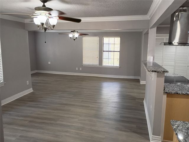 208 Almond Street, Waxahachie, TX 75165