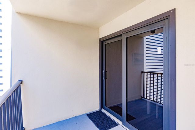 700 GOLDEN BEACH BOULEVARD 222, Venice, FL 34285