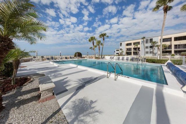 700 GOLDEN BEACH BOULEVARD 222, Venice, FL 34285