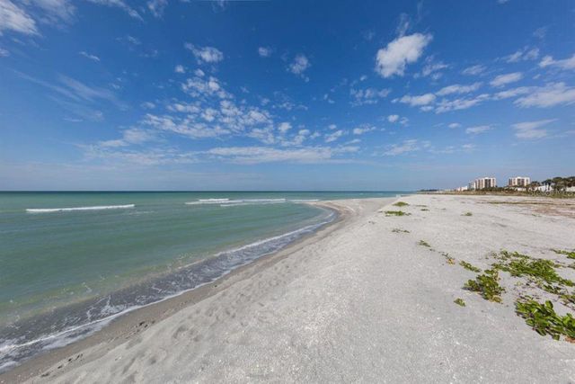 700 GOLDEN BEACH BOULEVARD 222, Venice, FL 34285