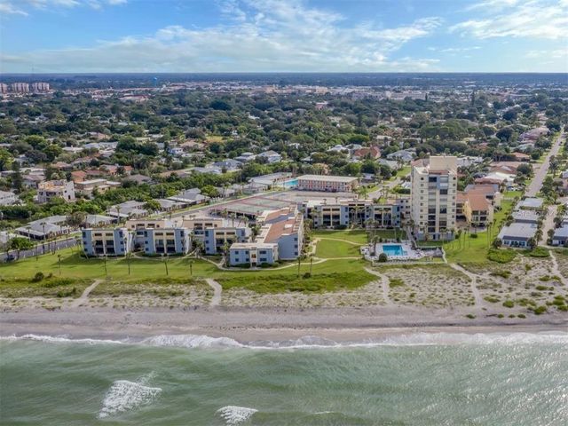 700 GOLDEN BEACH BOULEVARD 222, Venice, FL 34285