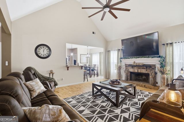 100 Maple Leaf Drive, Oxford, GA 30054