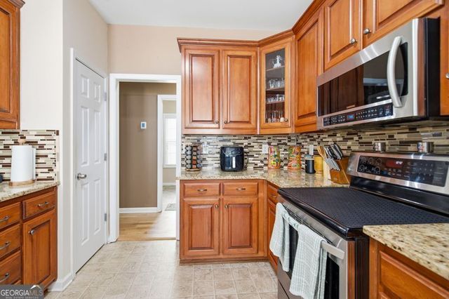 100 Maple Leaf Drive, Oxford, GA 30054