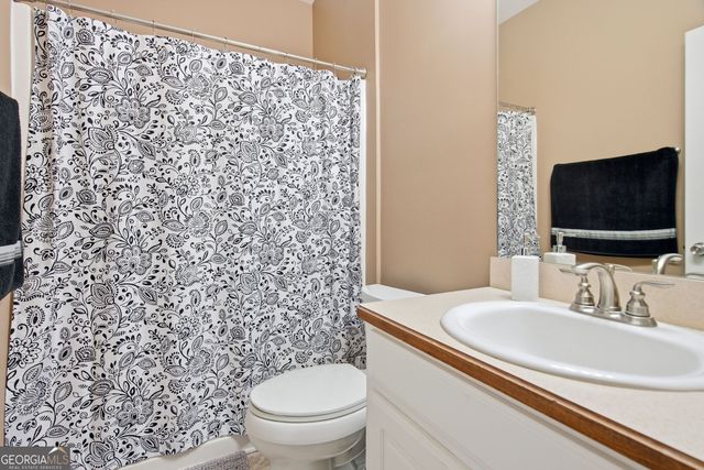 100 Maple Leaf Drive, Oxford, GA 30054