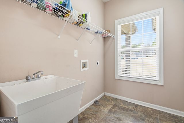100 Maple Leaf Drive, Oxford, GA 30054